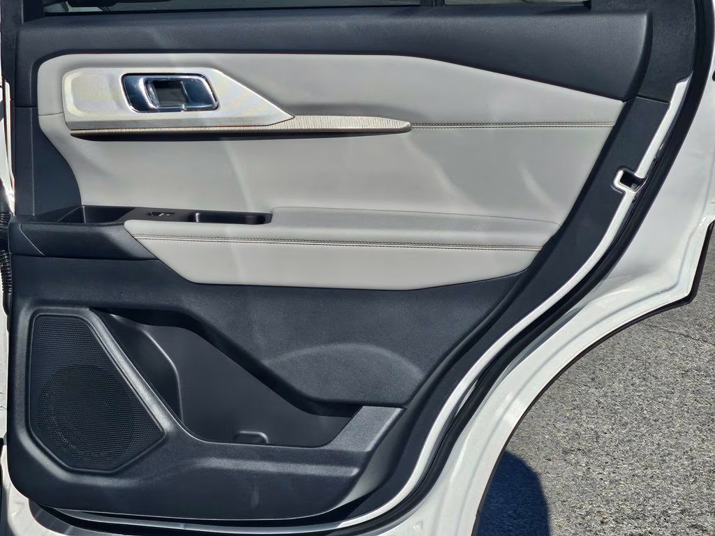 2026 Star White Metallic Tri-Coat Ford Explorer Active RWD SUV
