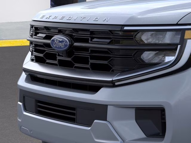 2026 Glacier Gray Metallic Tri-Coat Ford Expedition Max Platinum 4X4 SUV