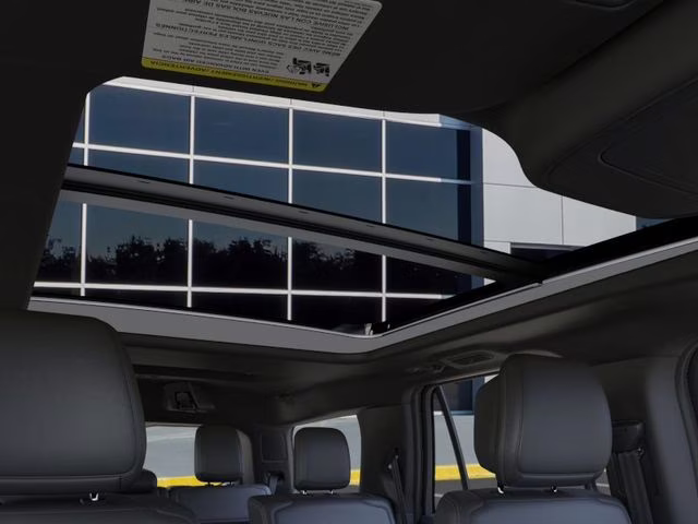 2026 Star White Metallic Tri-Coat Ford Expedition Platinum 4X4 SUV