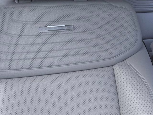 2026 Star White Metallic Tri-Coat Ford Expedition Platinum 4X4 SUV