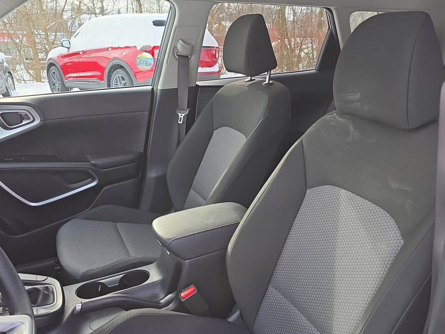 2023 Gravity Gray Kia Soul LX FWD Hatchback