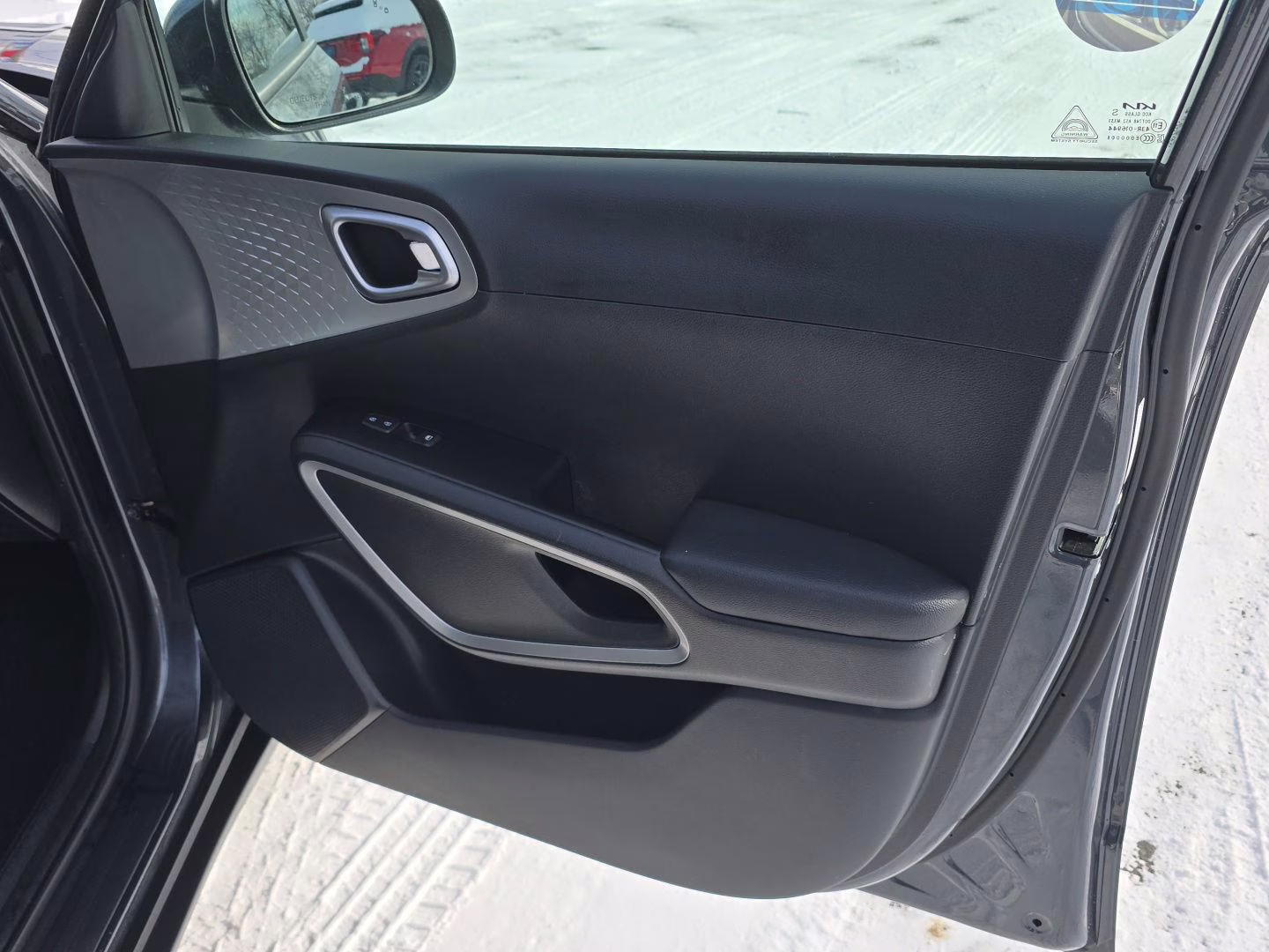 2023 Gravity Gray Kia Soul LX FWD Hatchback