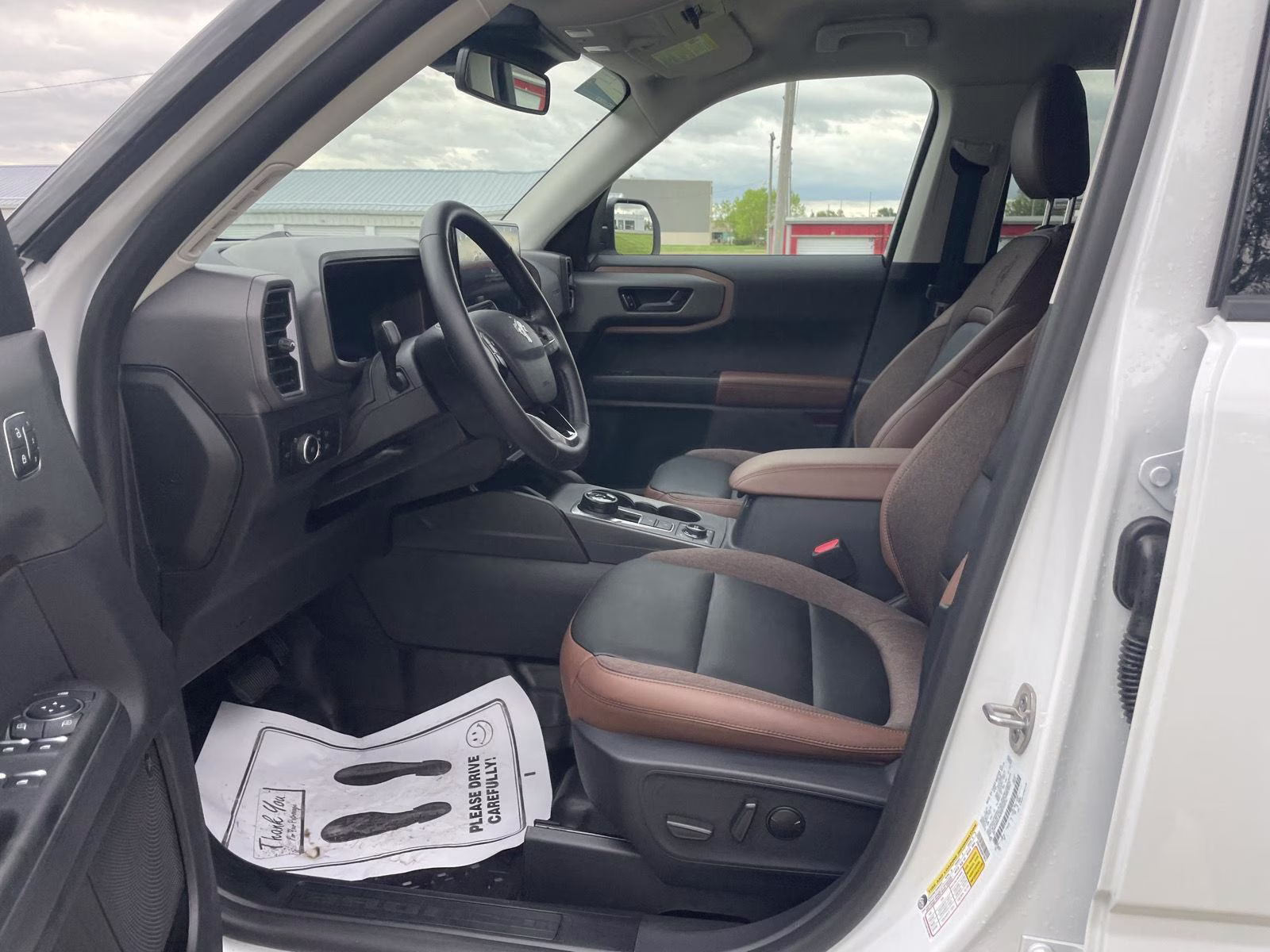 2025 Oxford White Ford Bronco Sport Outer Banks 4X4 SUV