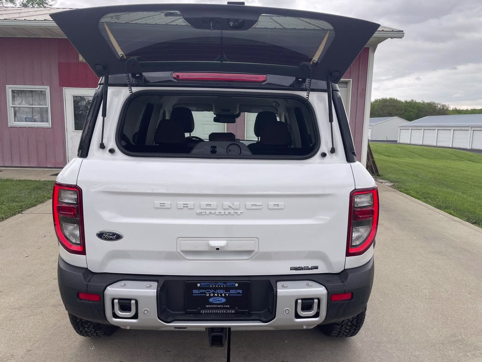 2025 Oxford White Ford Bronco Sport Outer Banks 4X4 SUV