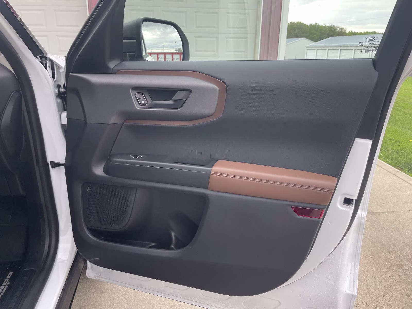 2025 Oxford White Ford Bronco Sport Outer Banks 4X4 SUV