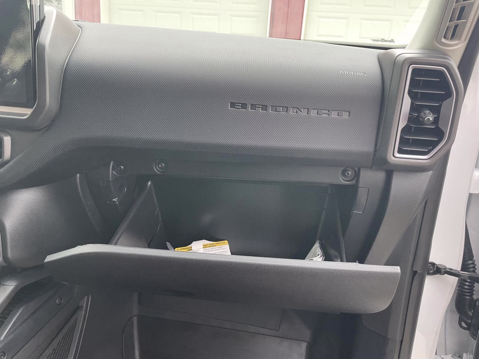 2025 Oxford White Ford Bronco Sport Outer Banks 4X4 SUV