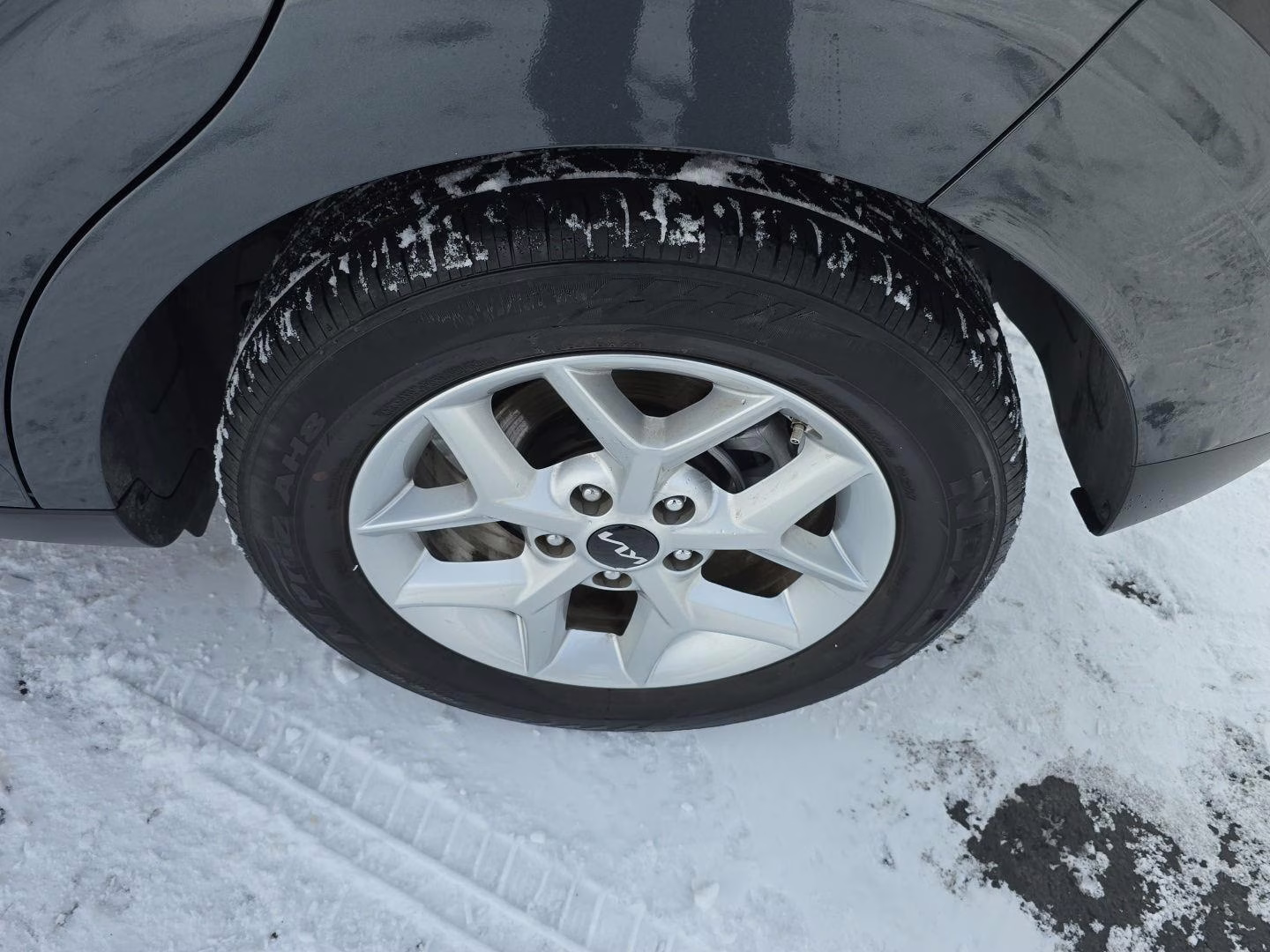 2023 Gravity Gray Kia Soul LX FWD Hatchback