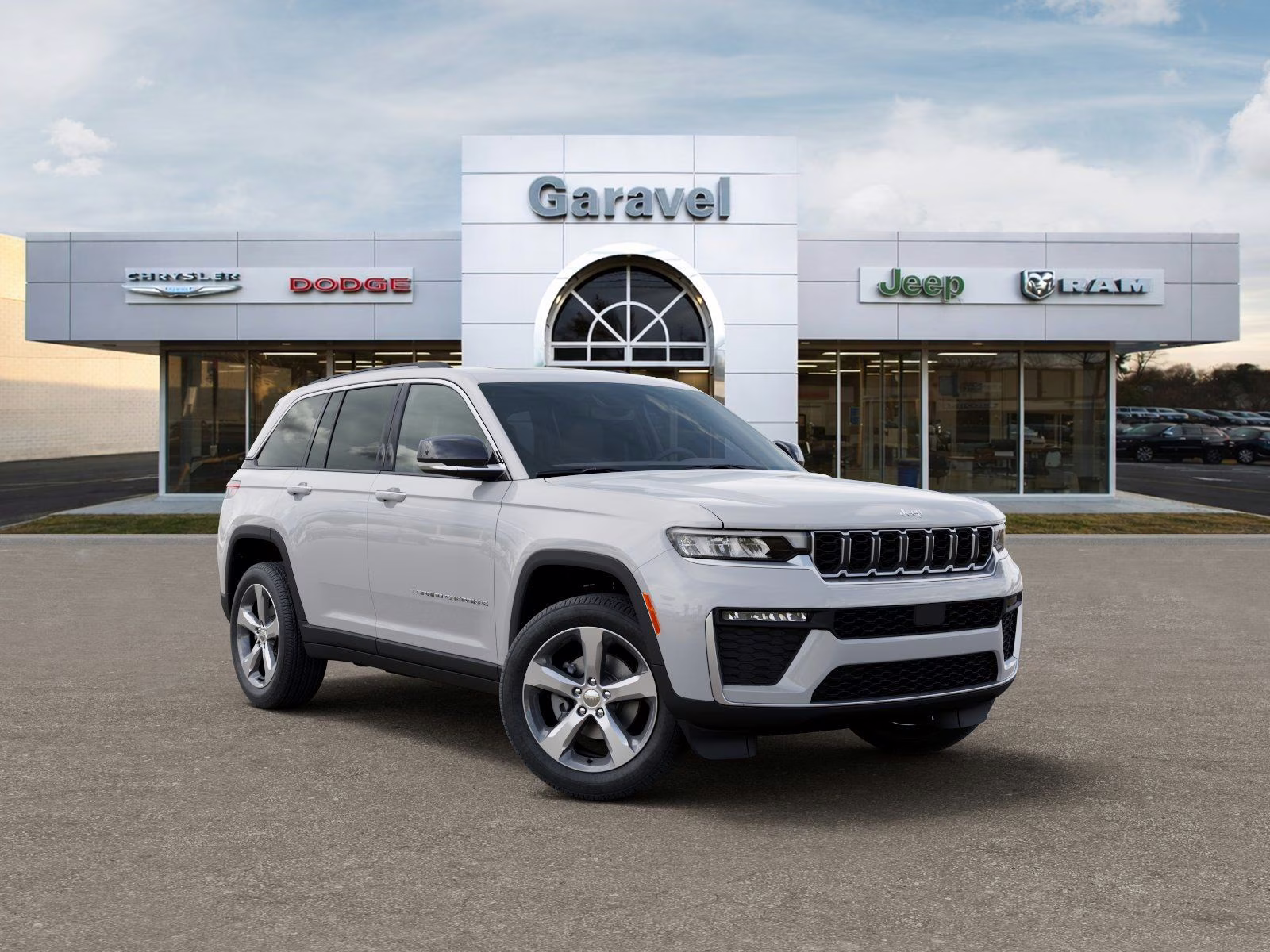 2026 Bright White Clearcoat Jeep Grand Cherokee Limited 4X4 SUV