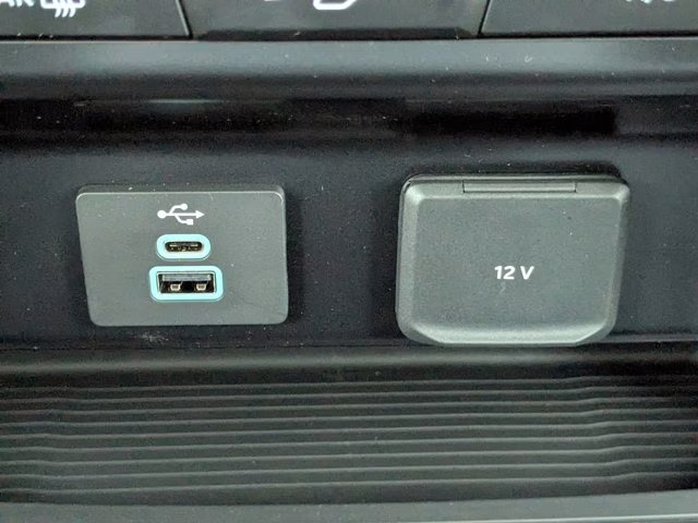 2026 Oxford White Ford Super Duty F-250 SRW XL RWD Truck