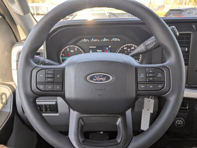 2026 Oxford White Ford Super Duty F-250 SRW XL RWD Truck