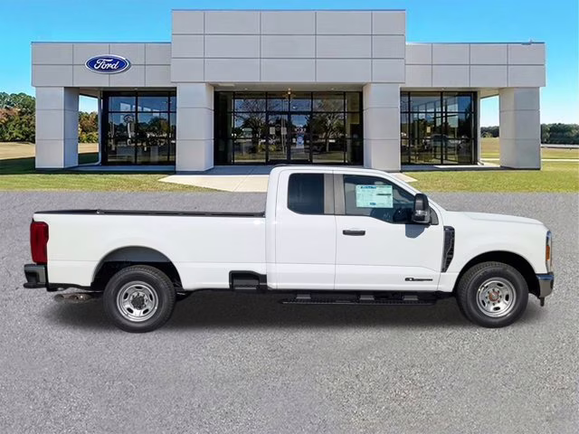 2026 Oxford White Ford Super Duty F-250 SRW XL RWD Truck