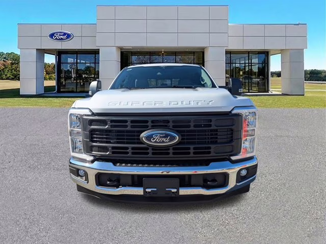 2026 Oxford White Ford Super Duty F-250 SRW XL RWD Truck