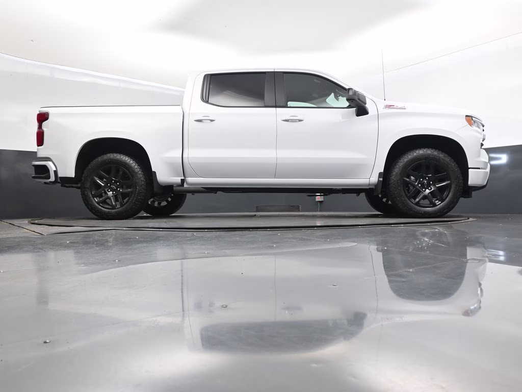 2026 Summit White Chevrolet Silverado 1500 RST 4X4 Truck
