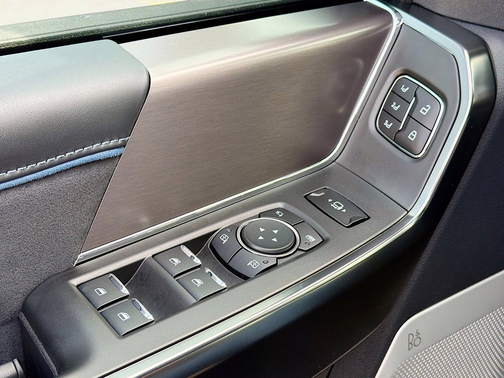 2026 Glacier Gray Metallic Tri-Coat Ford Super Duty F-250 SRW Platinum 4X4 Truck