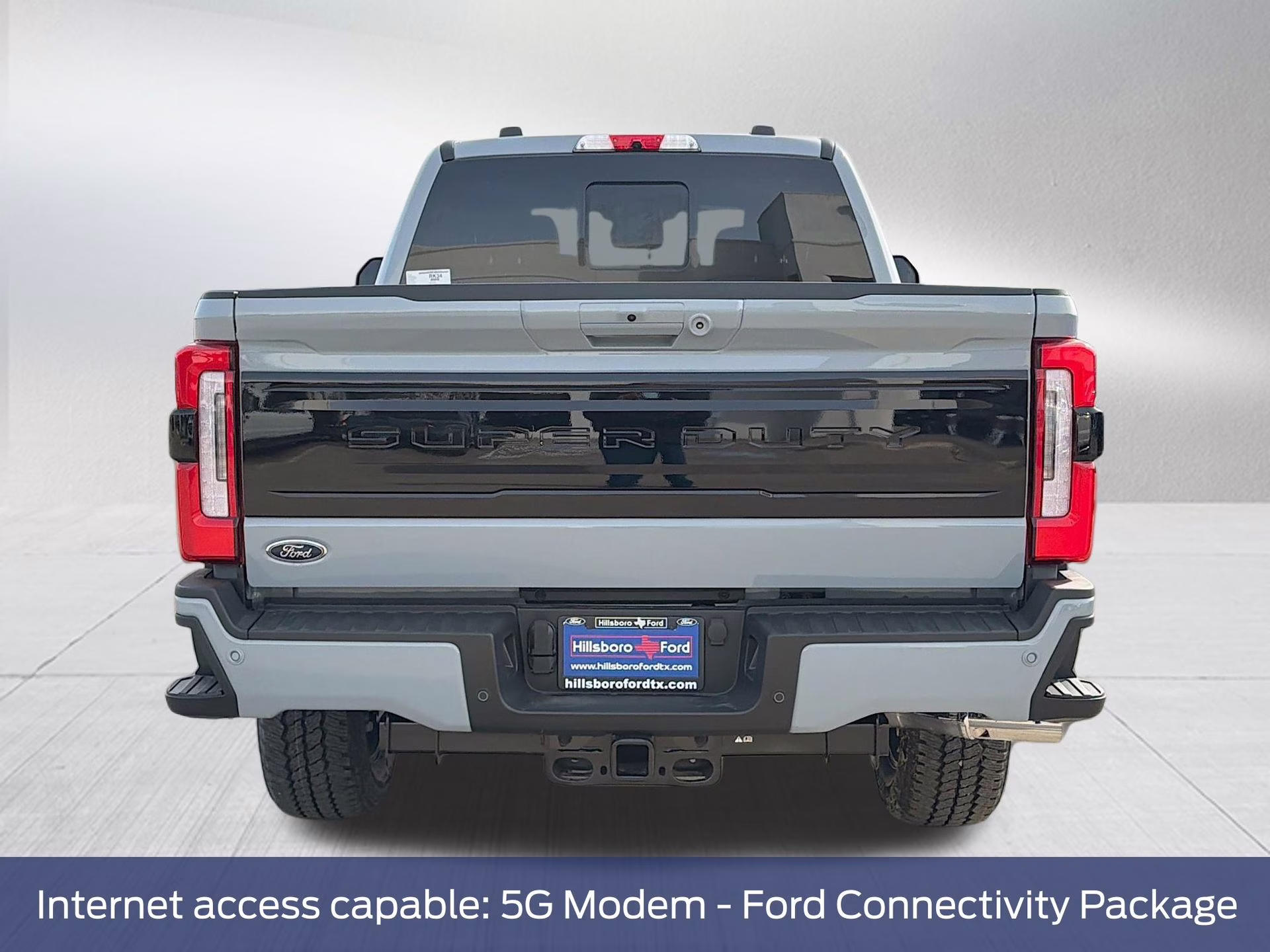 2026 Glacier Gray Metallic Tri-Coat Ford Super Duty F-250 SRW Platinum 4X4 Truck