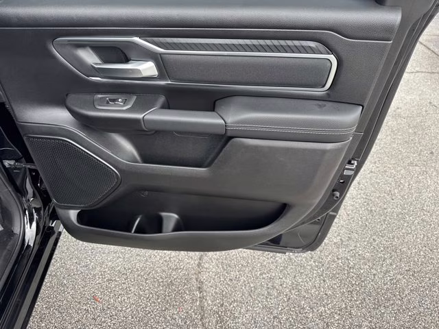 2026 Diamond Black Crystal Pearlcoat Ram 1500 Big Horn RWD Truck