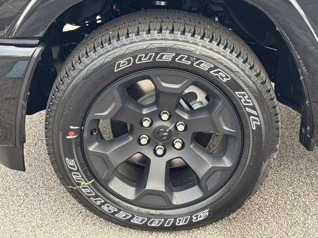 2026 Diamond Black Crystal Pearlcoat Ram 1500 Big Horn RWD Truck