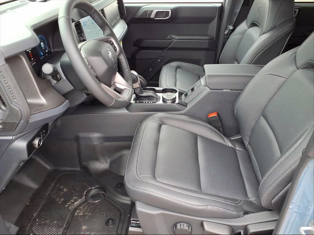 2025 Azure Gray Metallic Ford Bronco Big Bend 4X4 SUV