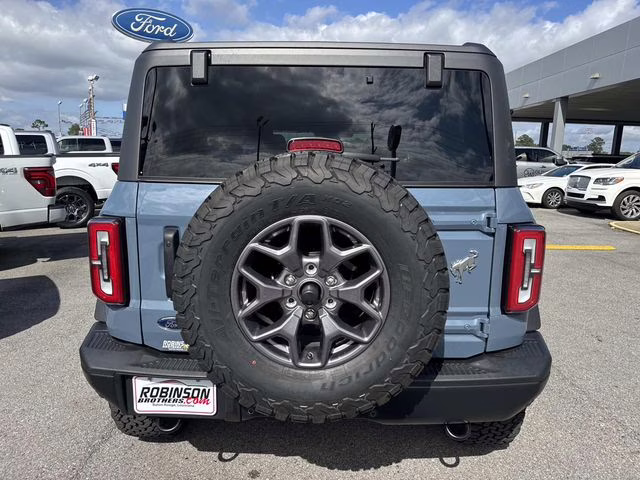2025 Azure Gray Metallic Ford Bronco Badlands 4X4 SUV