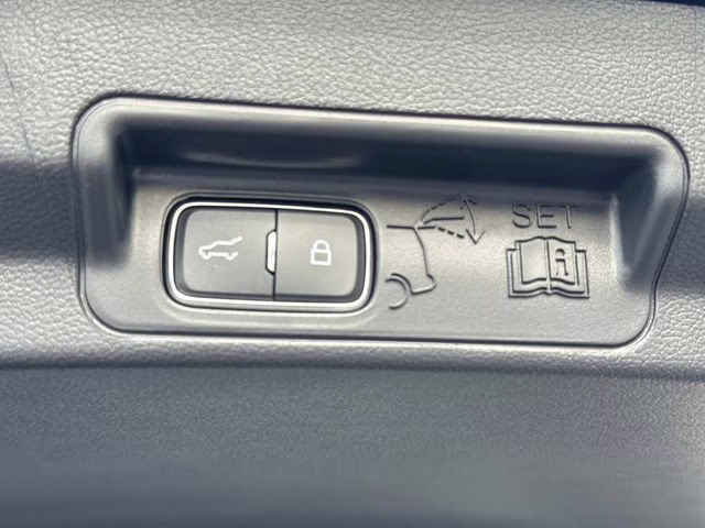 2026 Black Metallic Ford Explorer Active RWD SUV