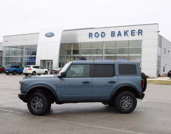 2025 Azure Gray Metallic Tri-Coat Ford Bronco Badlands 4X4 SUV