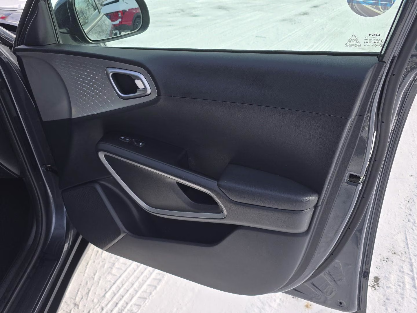 2023 Gravity Gray Kia Soul LX FWD Hatchback
