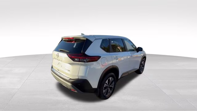 2023 Pearl White Tricoat Nissan Rogue SV AWD SUV