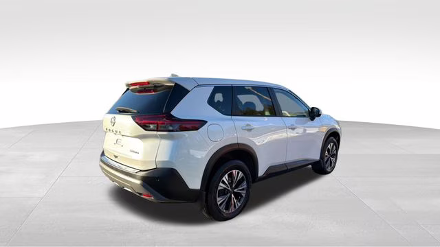 2023 Pearl White Tricoat Nissan Rogue SV AWD SUV