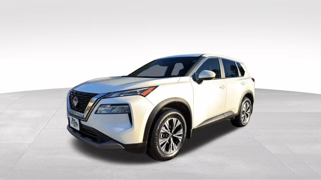 2023 Pearl White Tricoat Nissan Rogue SV AWD SUV