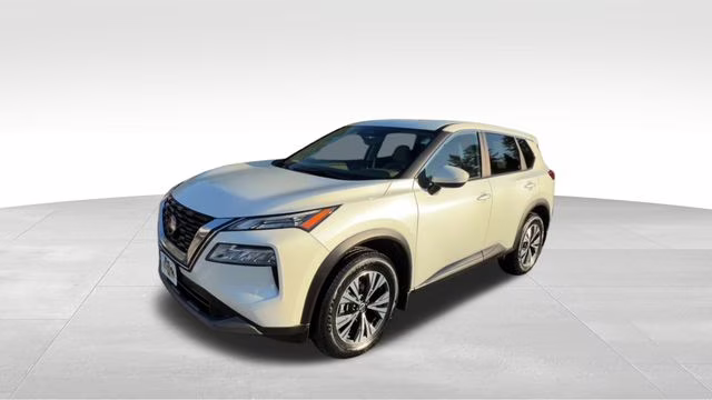 2023 Pearl White Tricoat Nissan Rogue SV AWD SUV