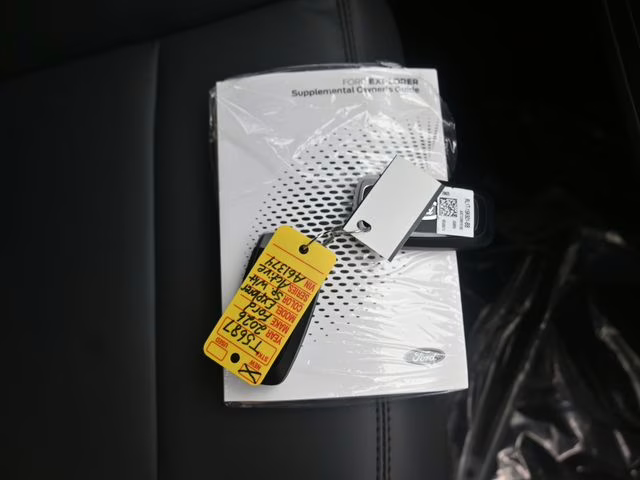 2026 White Metallic Ford Explorer Active 4X4 SUV