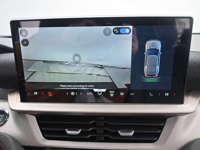 2026 White Metallic Ford Explorer Active 4X4 SUV