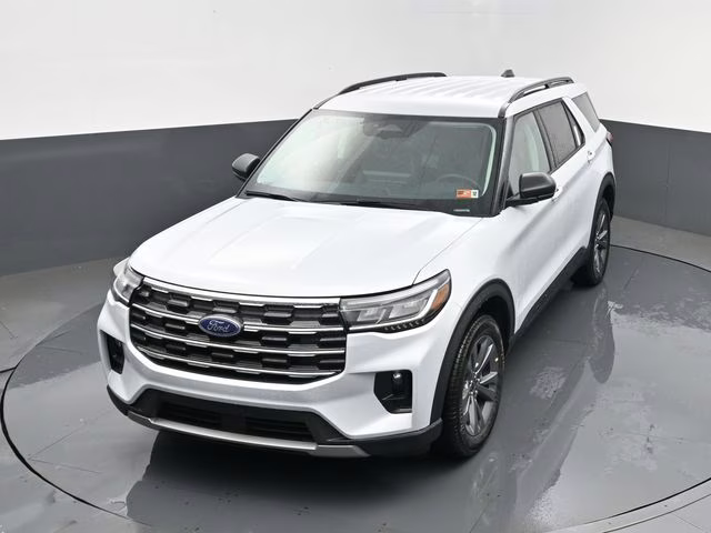 2026 White Metallic Ford Explorer Active 4X4 SUV
