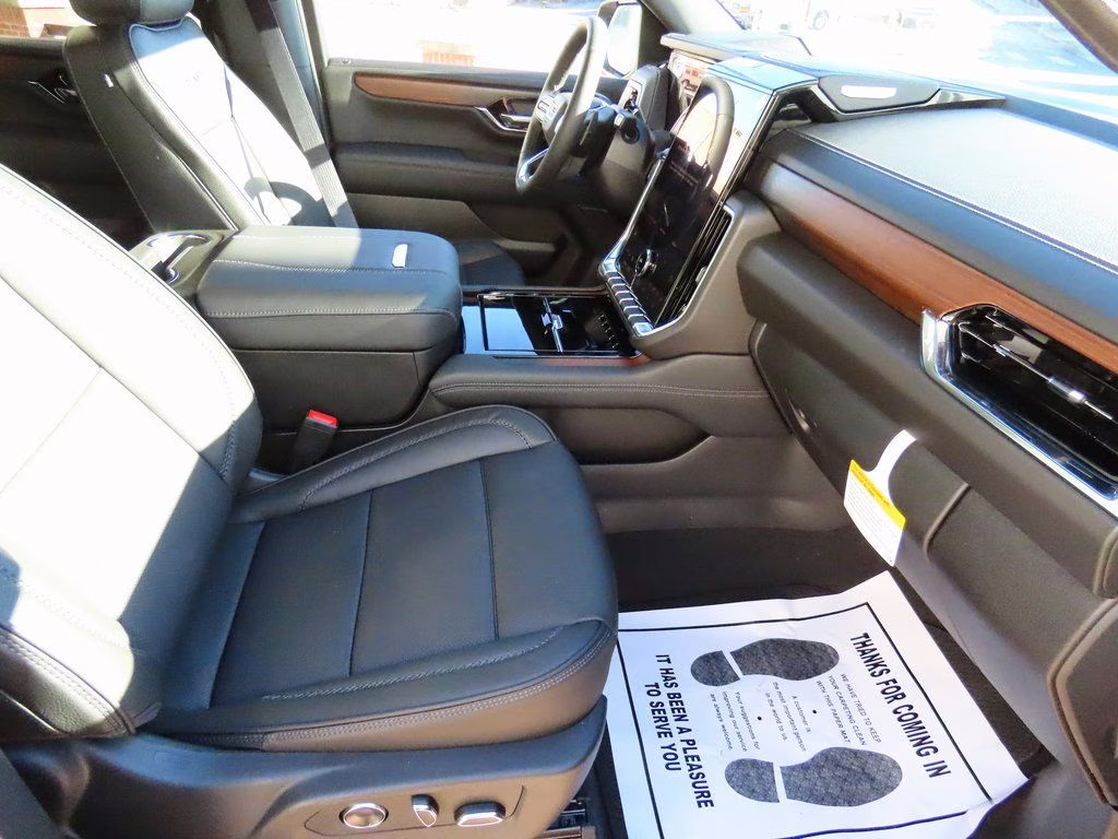 2026 Onyx Black GMC Yukon XL Denali 4X4 SUV