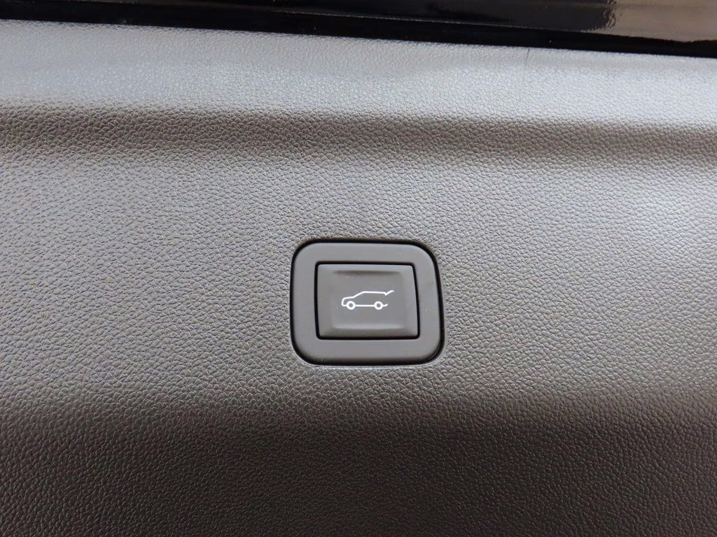 2026 Onyx Black GMC Yukon XL Denali 4X4 SUV