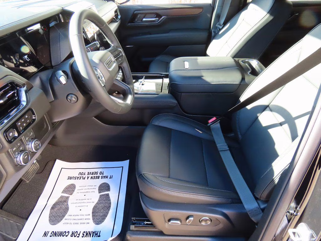 2026 Onyx Black GMC Yukon XL Denali 4X4 SUV