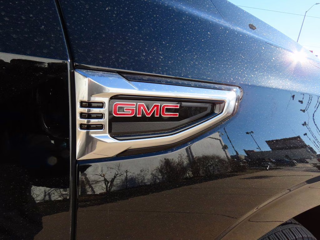 2026 Onyx Black GMC Yukon XL Denali 4X4 SUV