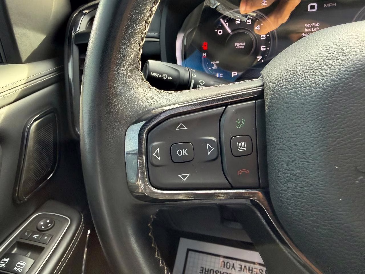 2023 Diamond Black Crystal Pearlcoat Ram 1500 Limited 4X4 Truck