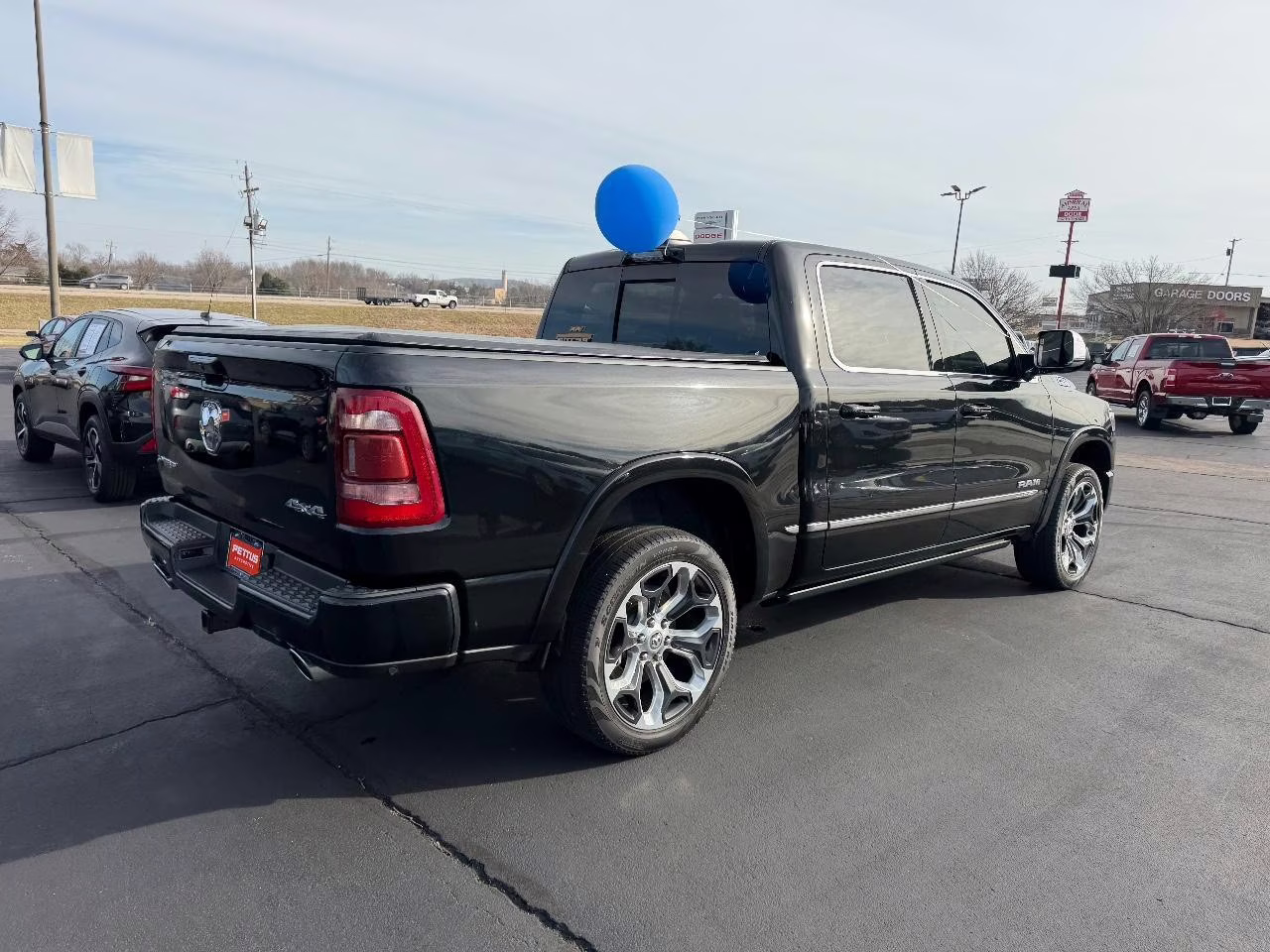 2023 Diamond Black Crystal Pearlcoat Ram 1500 Limited 4X4 Truck
