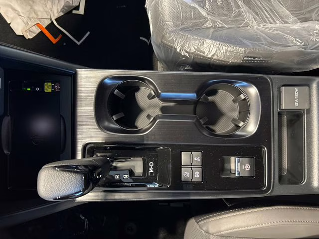 2026 Crystal White Pearl Subaru Outback Limited AWD SUV