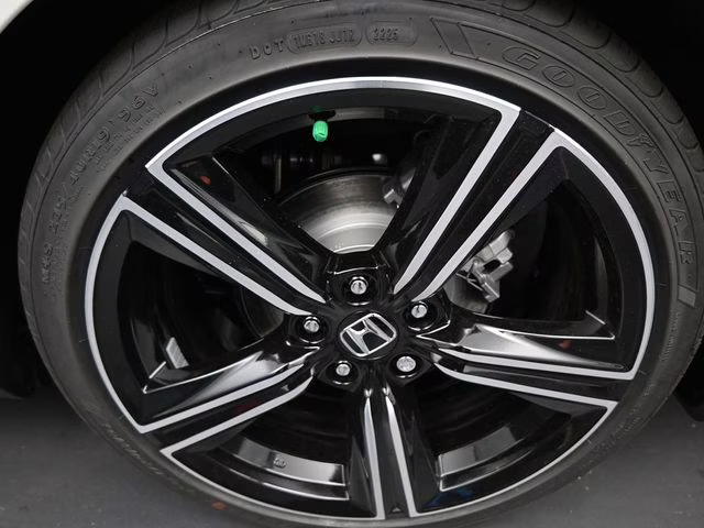 2025 Platinum White Pearl Honda Accord Hybrid Sport FWD Sedan