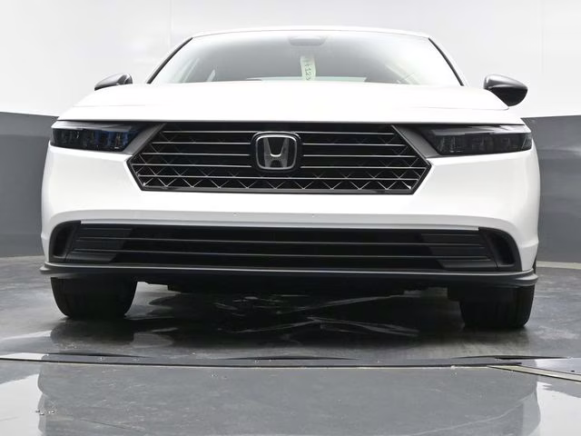 2025 Platinum White Pearl Honda Accord Hybrid Sport FWD Sedan