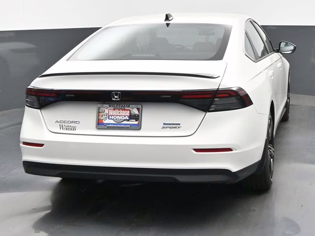 2025 Platinum White Pearl Honda Accord Hybrid Sport FWD Sedan