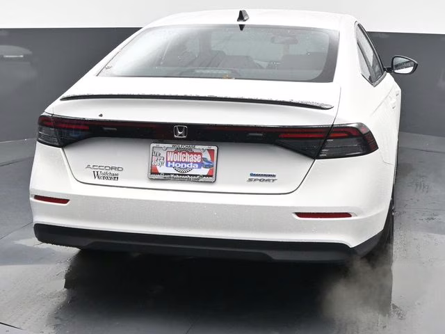 2025 Platinum White Pearl Honda Accord Hybrid Sport FWD Sedan