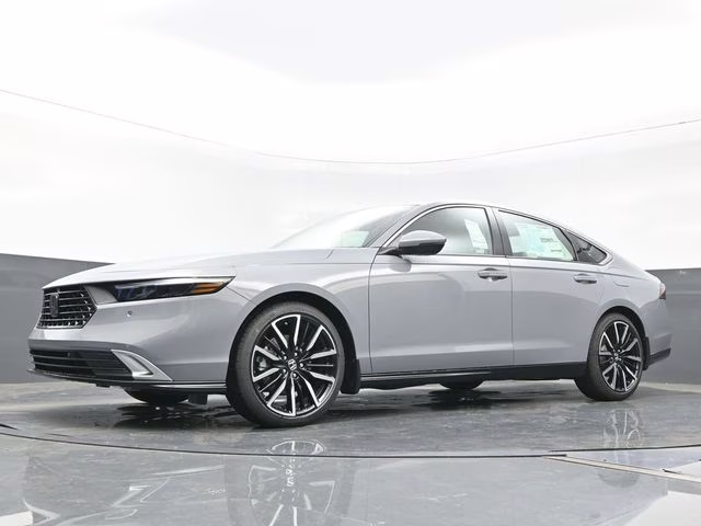 2025 Urban Gray Pearl Honda Accord Hybrid Touring FWD Sedan