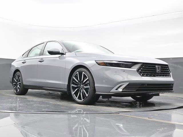 2025 Urban Gray Pearl Honda Accord Hybrid Touring FWD Sedan