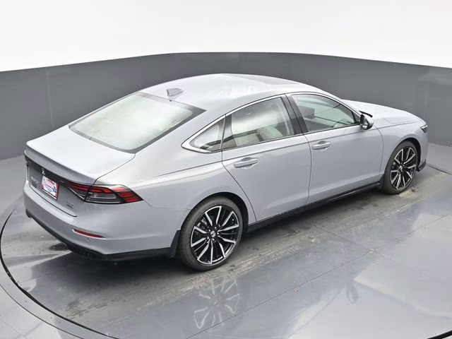 2025 Urban Gray Pearl Honda Accord Hybrid Touring FWD Sedan