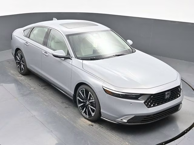2025 Urban Gray Pearl Honda Accord Hybrid Touring FWD Sedan