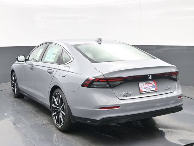 2025 Urban Gray Pearl Honda Accord Hybrid Touring FWD Sedan