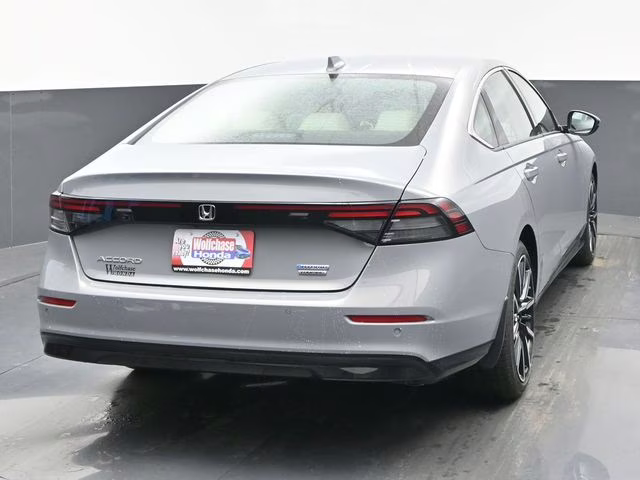 2025 Urban Gray Pearl Honda Accord Hybrid Touring FWD Sedan